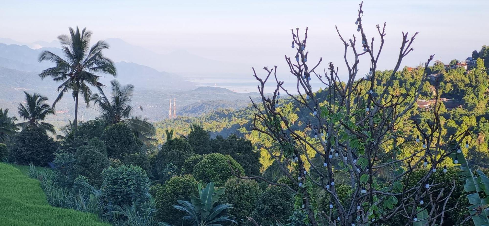Vila Utopiaku - Munduk Highlands Exteriér fotografie